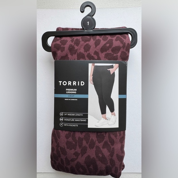 Torrid Burgundy Leopard Print Cropped Leggings, Size 3X - Picture 4 of 7